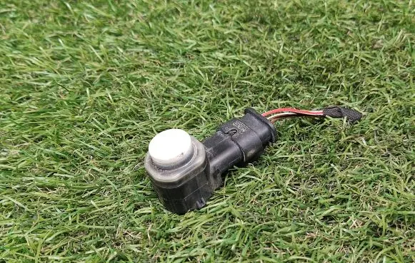 Audi A4 S4 B8 8K Parking PDC sensor 1S0919275