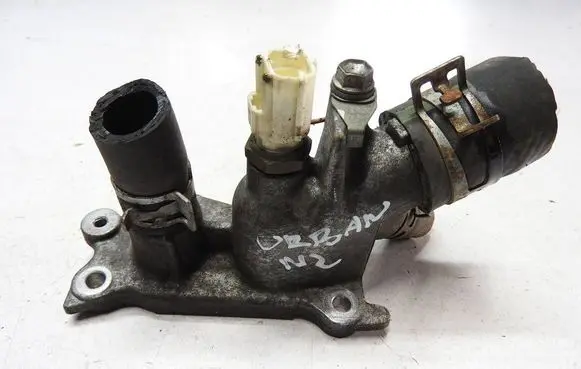 Toyota Urban Cruiser (XP110) Thermostat/thermostat housing 8942233030