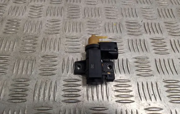 Renault Espace V (RFC) Turbo solenoid valve 8200790180
