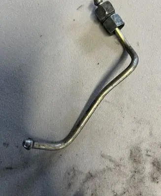 Renault Vel Satis Fuel injector supply line/pipe 
