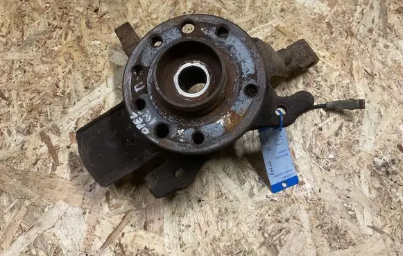 Opel Astra H Front wheel hub