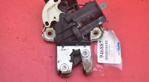 Audi A4 S4 B8 8K Tailgate/trunk/boot lock/catch/latch 4F5827505D