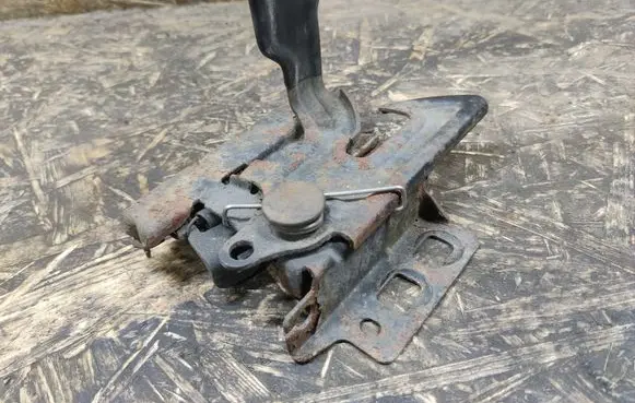 Cadillac SRX Engine bonnet/hood lock/catch 25664712
