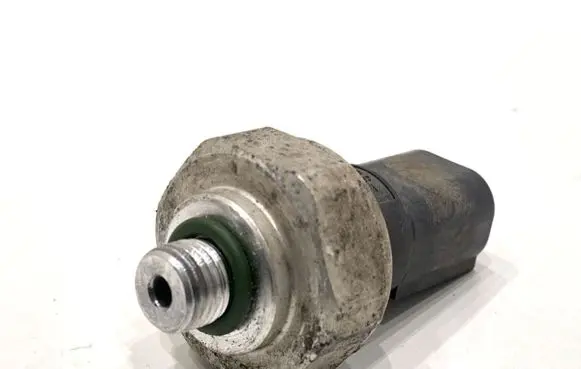 Mercedes-Benz GLE W167 Air conditioning (A/C) pressure sensor 2110000283