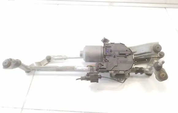 Front wiper linkage and motor
