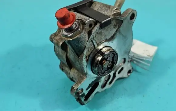 Volkswagen PASSAT B6 Vacuum pump 03G145209C IMPRK1557028