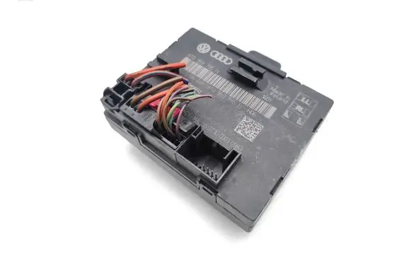 Audi A4 S4 B8 8K Door control unit/module 8T095798N