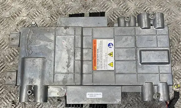 Tesla Model S Hybrid / Electric Car Battery Cell 104868000A 103302012D TESLAS
