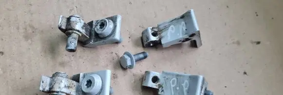 Audi A5 Sportback 8TA Rear door lower hinge 8K0831402B