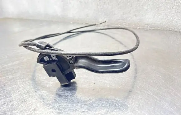 Opel Meriva A Engine bonnet (hood) release handle 13128233
