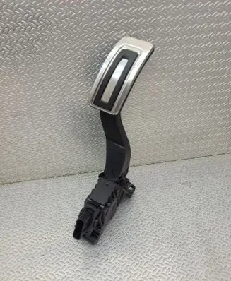 Volkswagen Passat Alltrack Accelerator throttle pedal 5Q1723503K