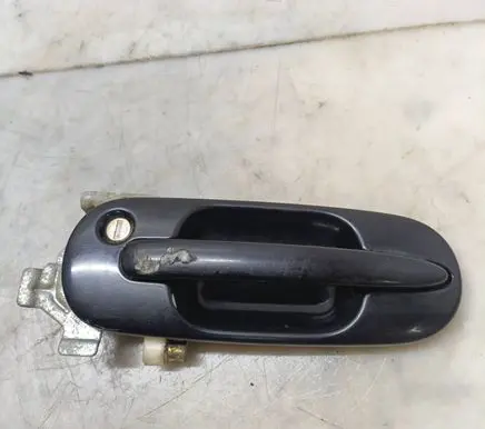 Honda CR-V Front door exterior handle