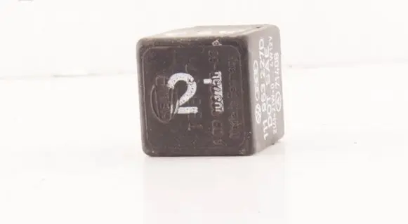 Volkswagen Transporter - Caravelle T4 Other relay 111953227D 71408 2J21WC