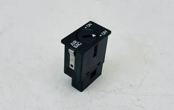 Audi Q3 8U Passenger airbag on/off switch 1K0919237D