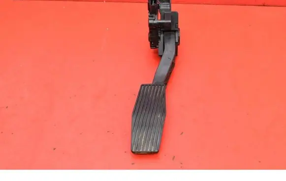 Opel Meriva A Accelerator throttle pedal 13252885