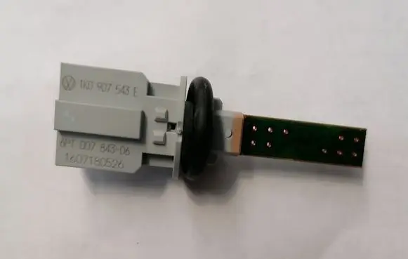 Coolant temperature sensor
