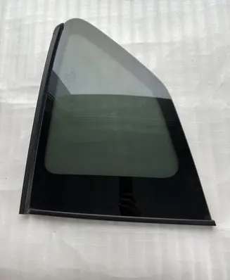 Subaru Forester SK Rear side window 65209SJ000