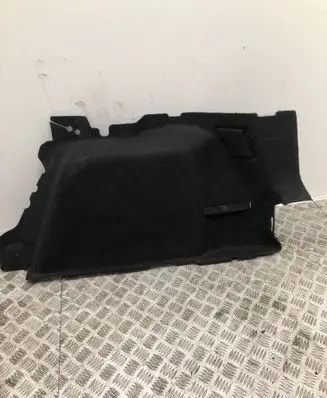 Ford Focus Trunk/boot lower side trim panel 