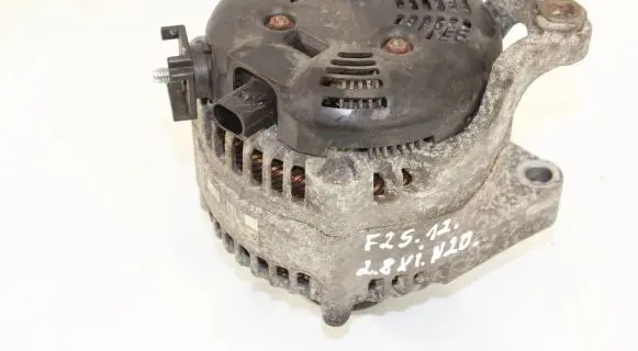 BMW X3 F25 Generator/alternator 7605061 1042106402