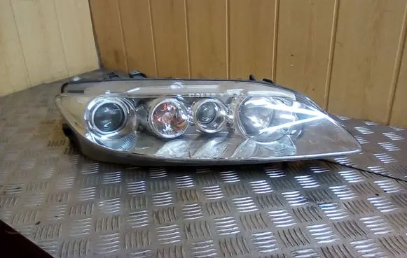 Mazda 6 Headlight/headlamp 20A975B