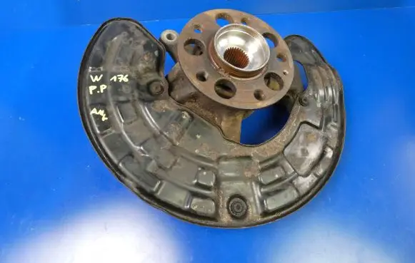 Mercedes-Benz A W176 Front wheel hub spindle knuckle