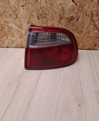 Seat Toledo II (1M) Rear/tail lights 1M5945096B