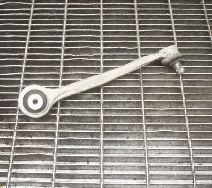 Audi A5 Front lower control arm/wishbone 8W0407515