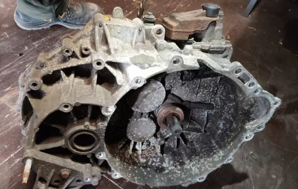 Volvo S60 Manual 6 speed gearbox BG9R7002KA 1285017 ALS19CU3FC