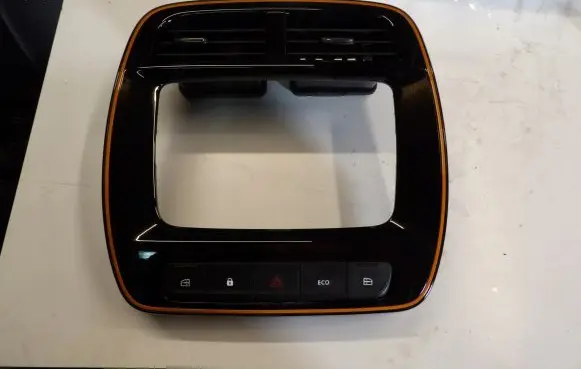 Dacia Spring Radio/GPS head unit trim 