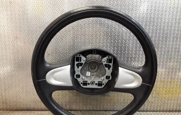 Mini One - Cooper Coupe R56 Steering wheel