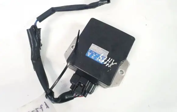 Mazda 626 Fuel injection control unit/module 1310001022 rf2a18701a