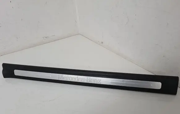 Mercedes-Benz B W245 Front sill trim cover A1696800074