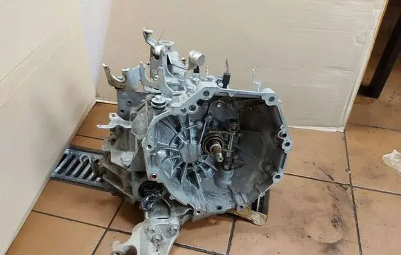 Suzuki Ignis Manual 6 speed gearbox AR4034A