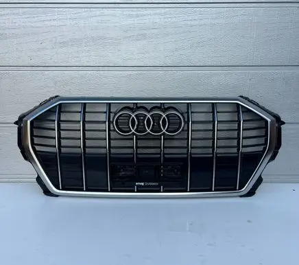 Audi Q3 F3 Front grill 83A853651B 32LL3