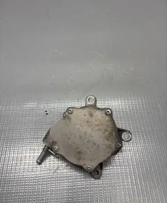 Toyota Avensis T270 Oil pump 7091 02011284