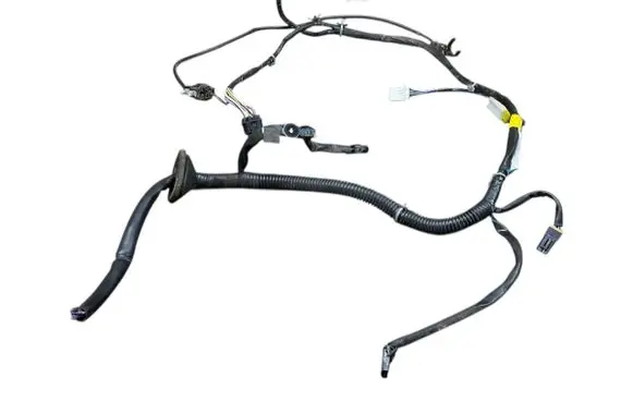 Nissan Terrano Front door wiring loom 24124 8F007
