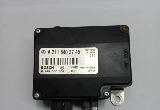Mercedes-Benz E W211 Battery control module A2115402745