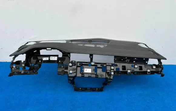 Audi Q8 Dashboard 4M8857033