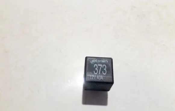 Audi A6 S6 C5 4B Other relay 8d0951253a