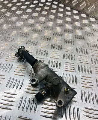 Opel Vectra C Fuel pressure regulator A501