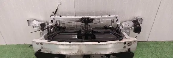 Nissan Leaf I (ZE0) Radiator support slam panel