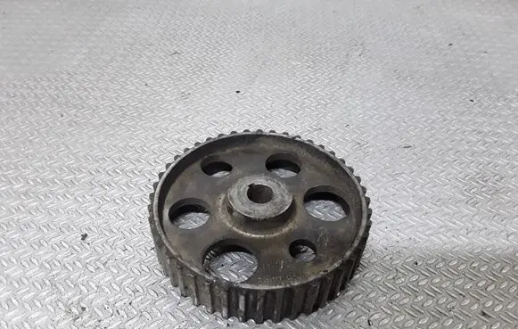 Volkswagen Golf IV Fuel pump gear (pulley) 028130111A