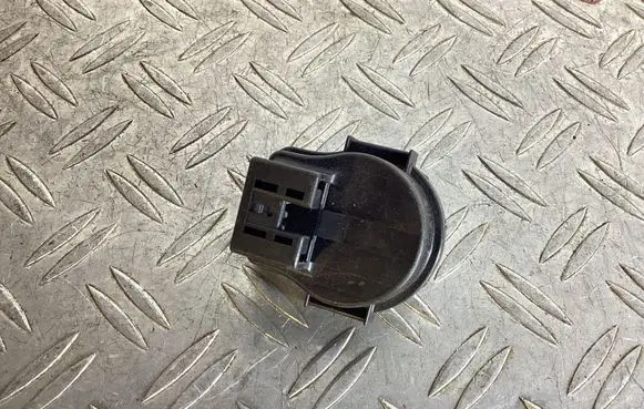 Lexus GS 250 350 300H 450H Other devices 8924130041 1943003041