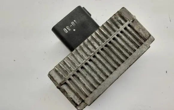 Opel Astra H Glow plug pre-heat relay 09132691 51299008