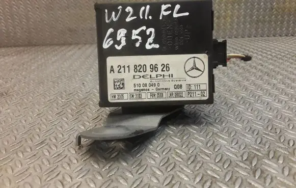 Mercedes-Benz E W211 Alarm control unit/module 2118209626 A2118209626