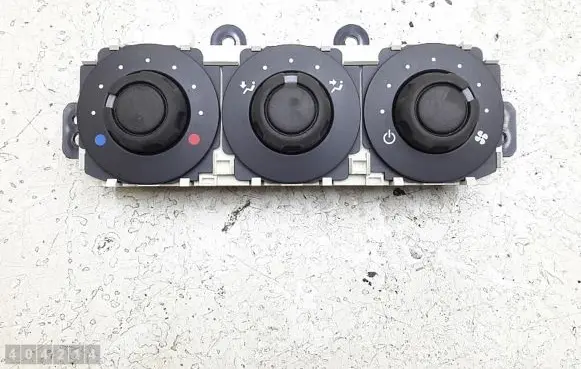 Land Rover Discovery 3 - LR3 Climate control unit 1465702603