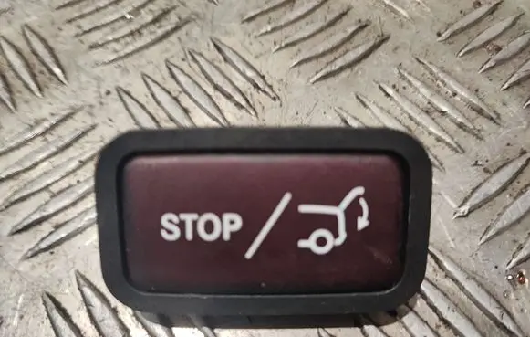 Mercedes-Benz C W205 Tailgate/boot open switch button 2128210651