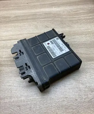 Volkswagen Golf IV Gearbox control unit/module 09A927750B 31036PW002