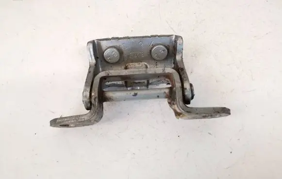Nissan Primera Tailgate/trunk/boot hinge