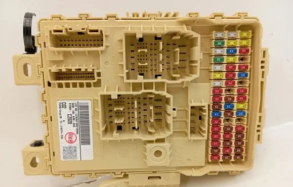 Hyundai Tucson IV NX4 Fuse module 91950CZ020